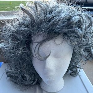 Gray long curly wig